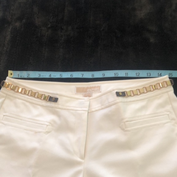Michael Michael Kors white pants w decorative gold & brown half belt dry cleaned - Picture 5 of 13